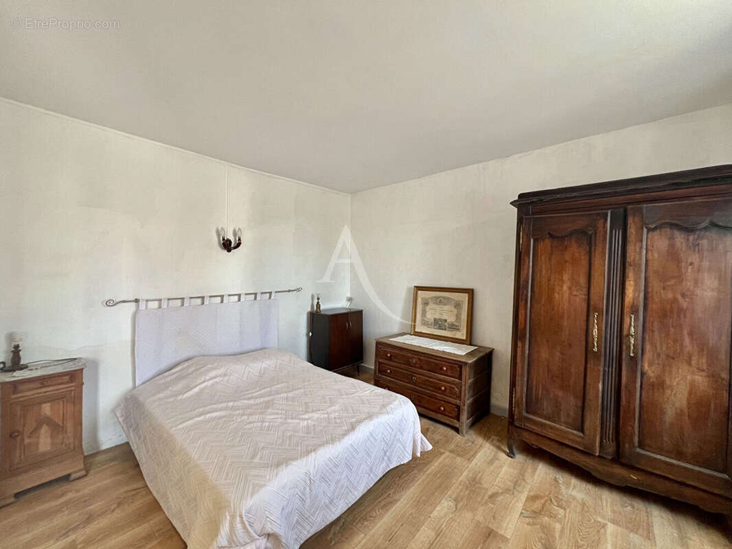 Maison à GROSBREUIL