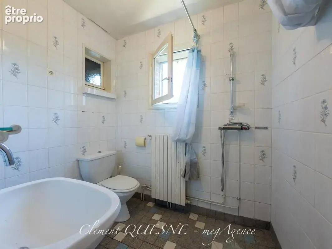 Maison familiale / 5 chambres / grand batiment - photo 18