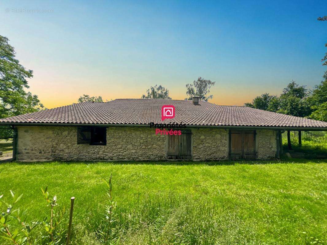 Maison en pierre 118 m² sur plus d'un hectare avec dépendances - photo 16