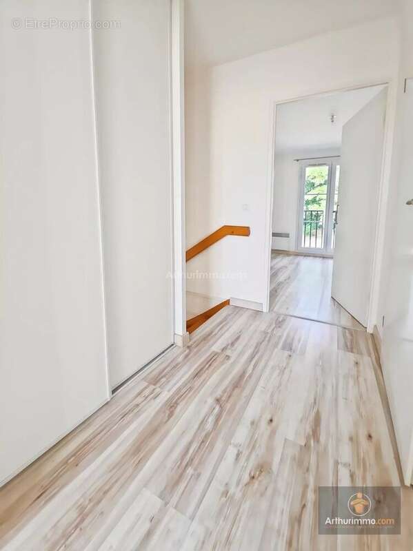Appartement à LISSES