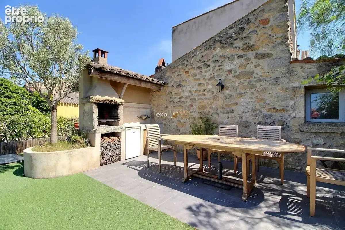 Maison 180 m² à Alleins  - photo 6