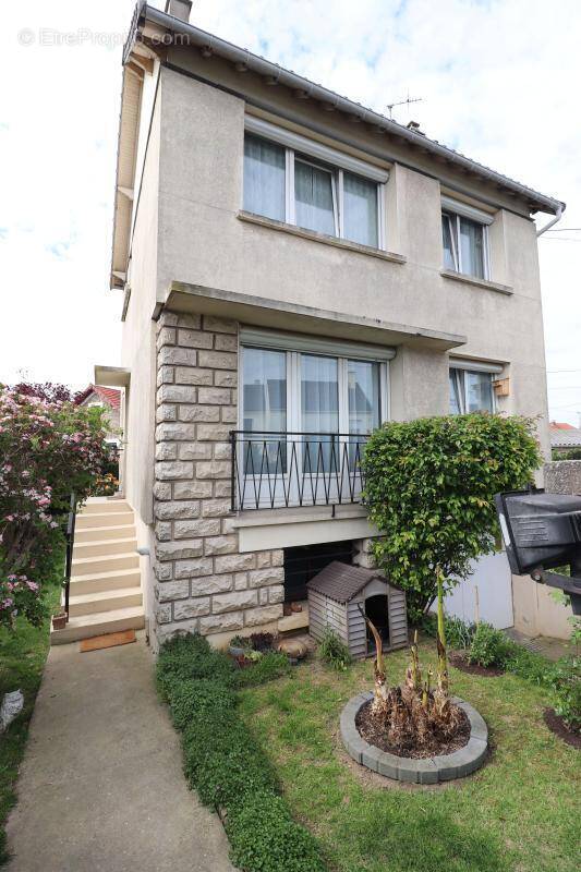 Maison à JUVISY-SUR-ORGE