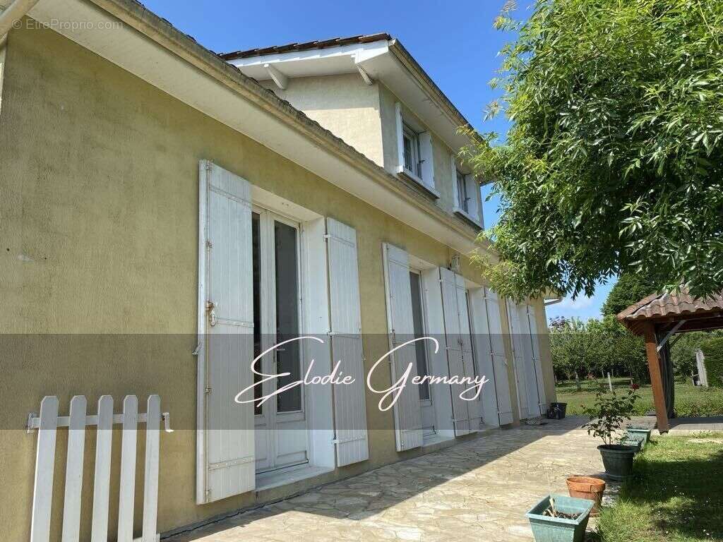 Maison à PRIGONRIEUX