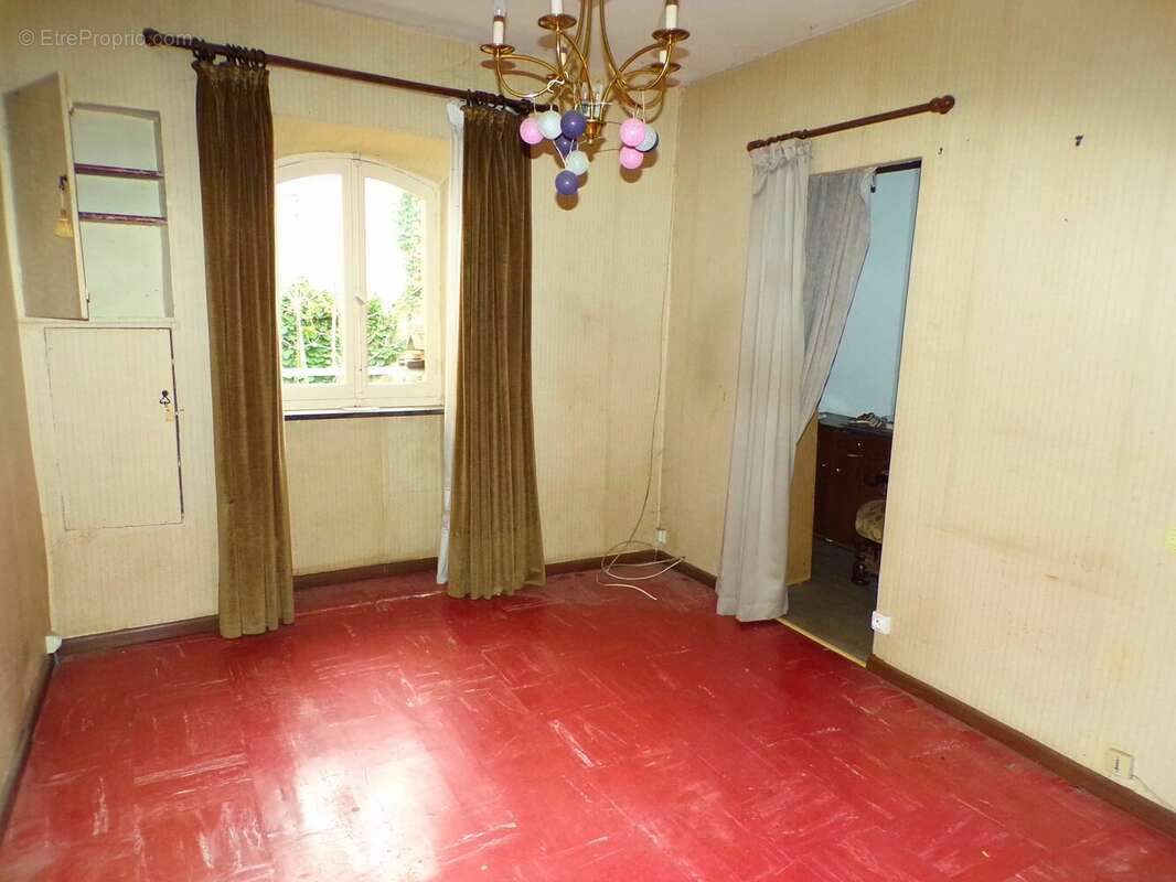 Maison à CAUNES-MINERVOIS