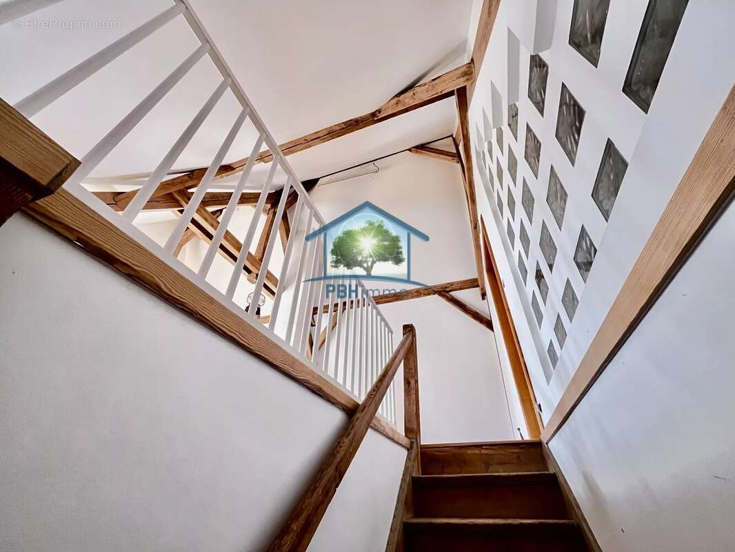 SCHWEIGHOUSE THANN (68), Maison 8 pièces 190,5 m² sur 7,56 ares de terrain - photo 4
