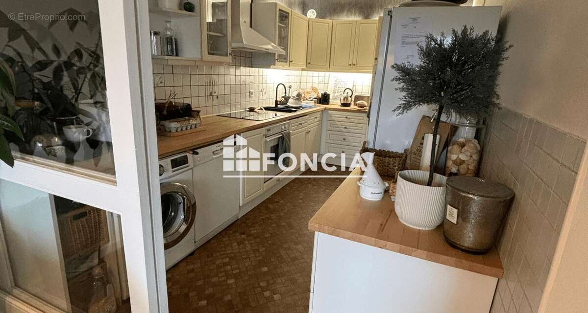 Appartement à SAINT-ISMIER