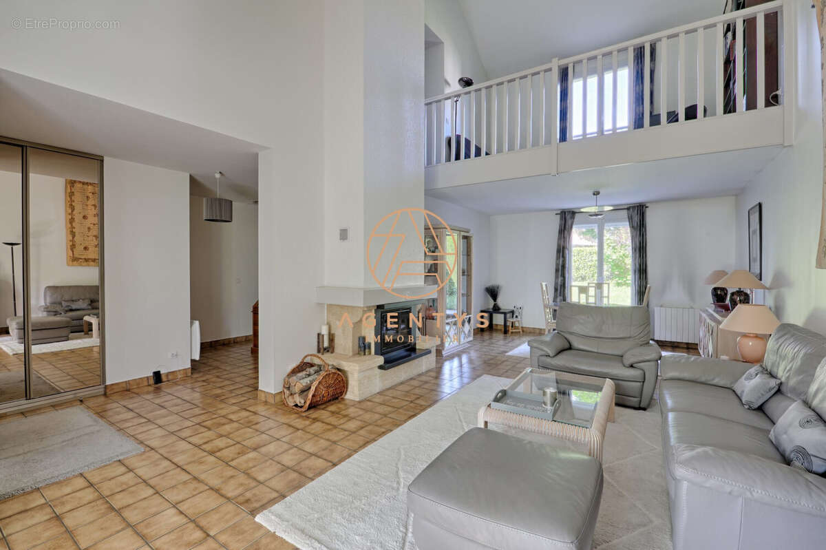 Maison à LE PLESSIS-TREVISE