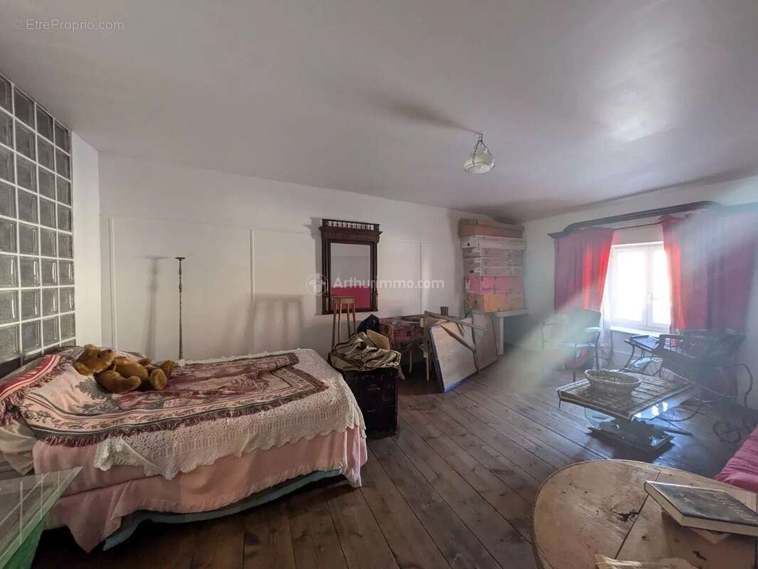 Appartement à NEUFCHATEAU