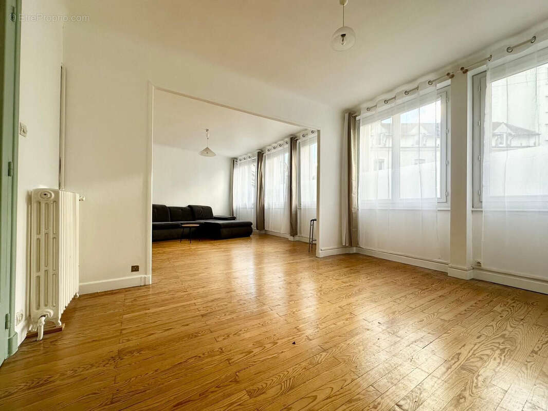 Appartement 76 m² à Chamalieres  - photo 2