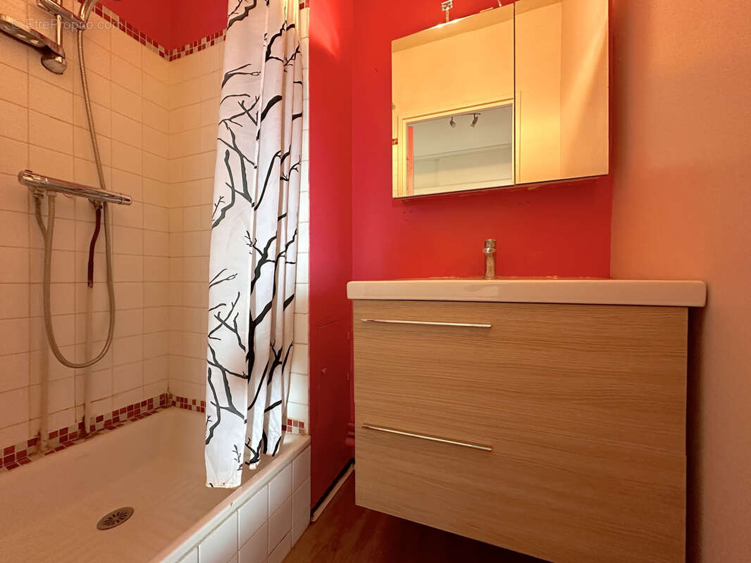 Appartement T4 de 88 m2, 3 chambres, loggia et parking - photo 11