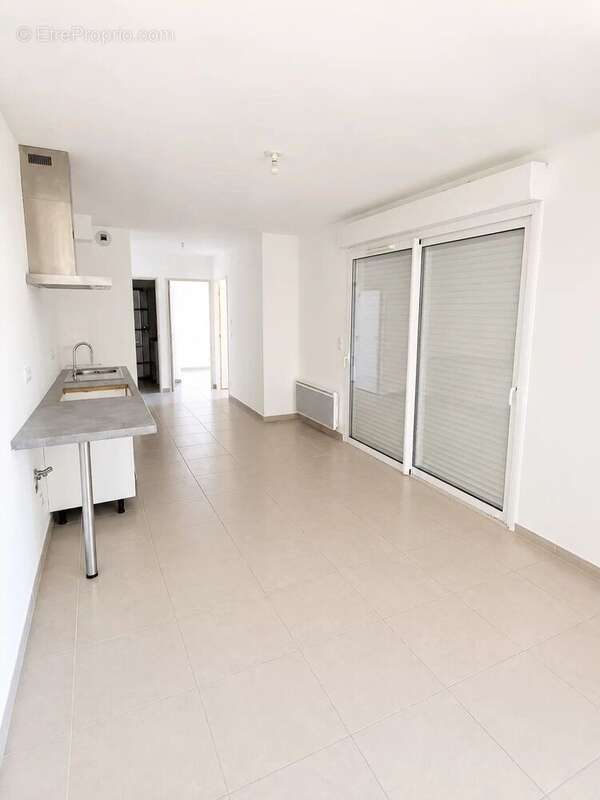 Appartement à POURRIERES