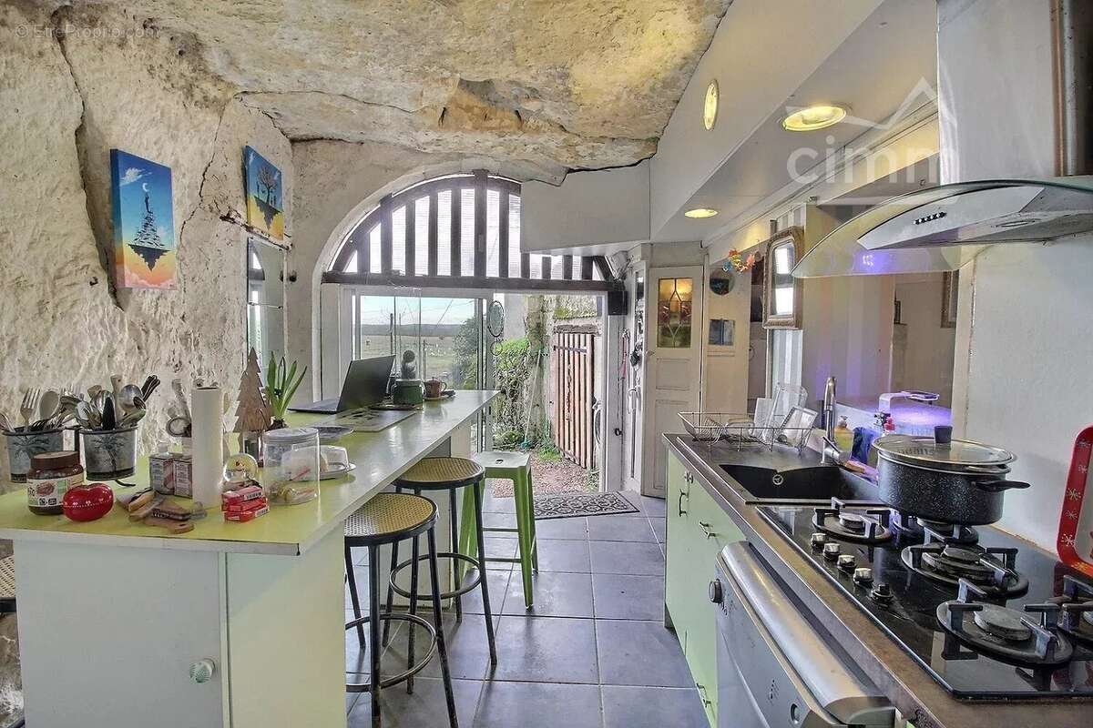 Maison à LUYNES