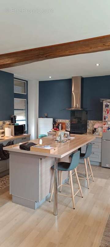 Maison à MONT-SAINT-SULPICE