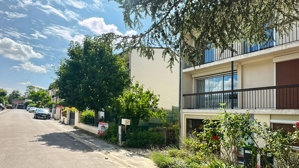 Maison à LEUVILLE-SUR-ORGE