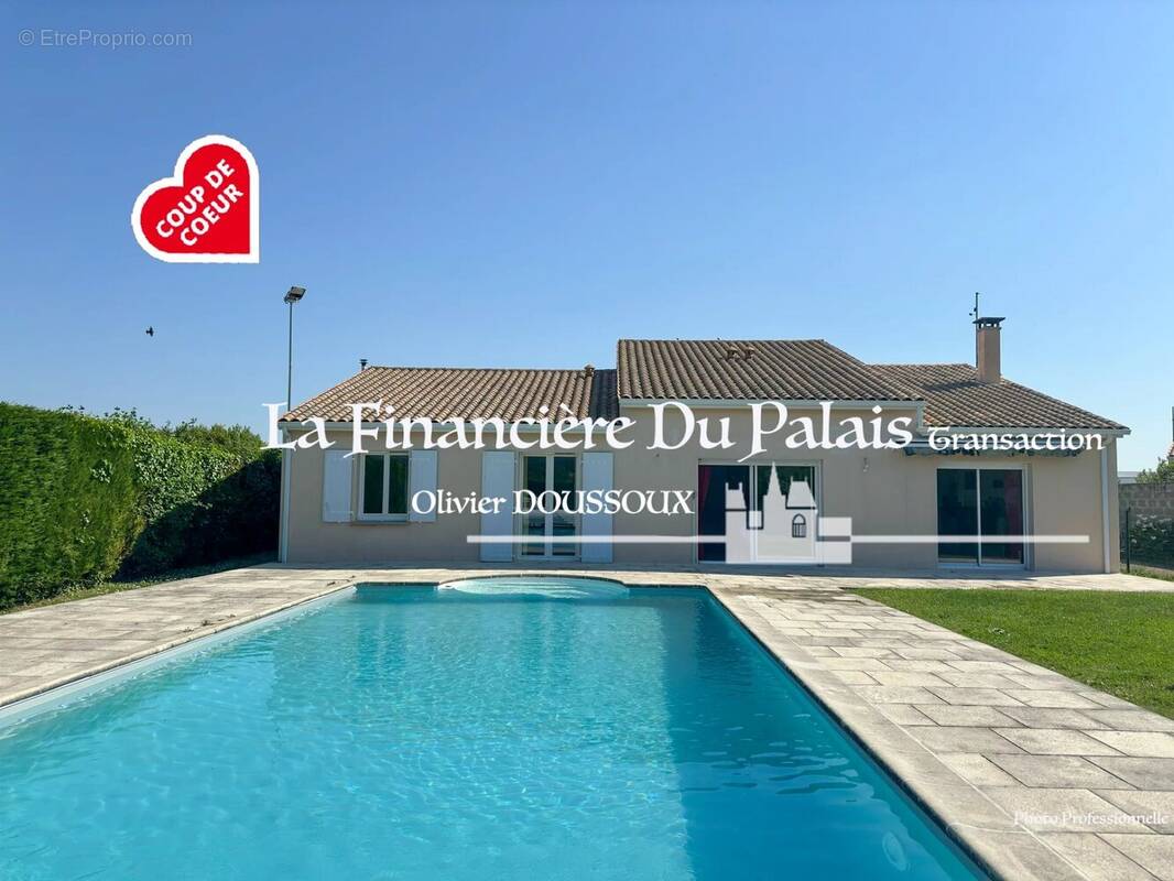 Maison à LES MATHES