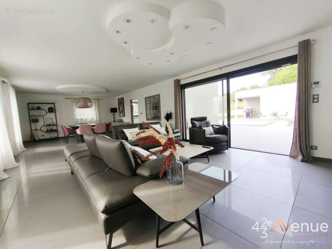 Maison à SAINT-CHAMOND