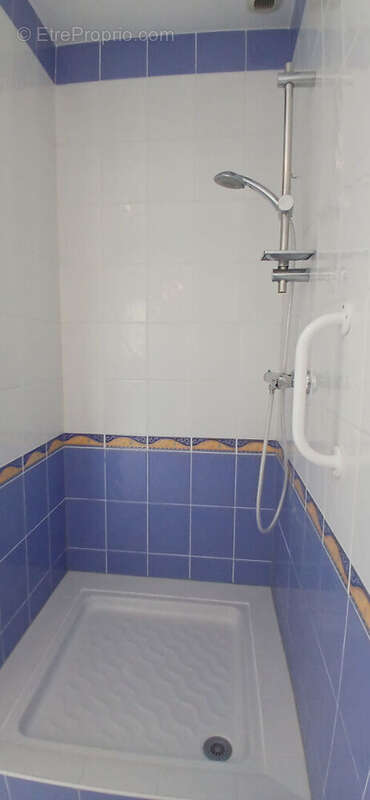PLAIN PIED  122 m² et garage - Saint Sulpice De Royan 5 pièce(s) sur  679m² - photo 17