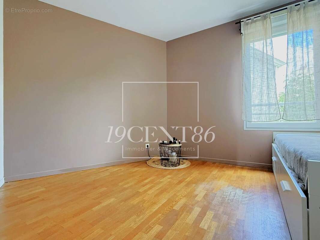 Appartement à LYON-8E