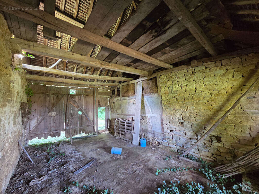 Maison à LARNAUD