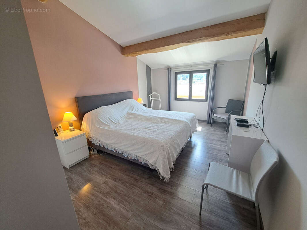 Maison à MALAUCENE