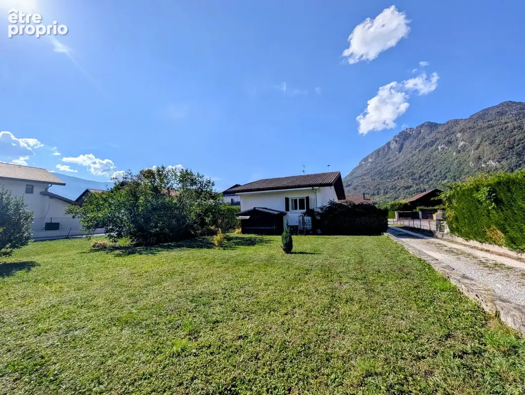 Maison semi plain pied 80m² hab pour 160m² MARIGNIER - photo 19