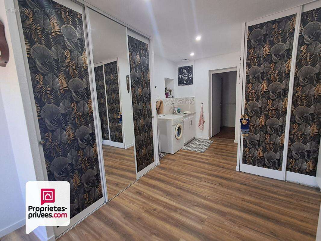 Vaste maison parfait etat de 245 m2 5 chambres  3 garages - photo 5