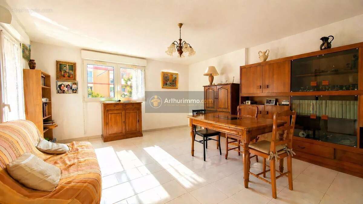 Appartement à FREJUS