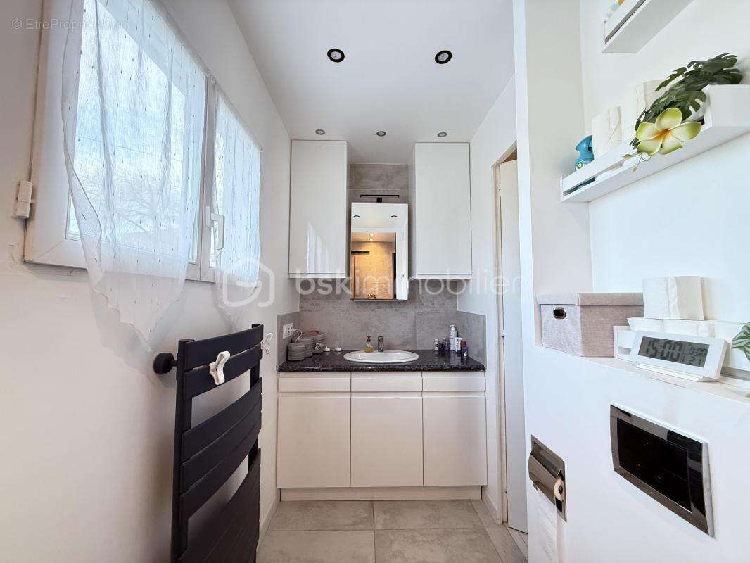 Maison à PONT-L&#039;EVEQUE