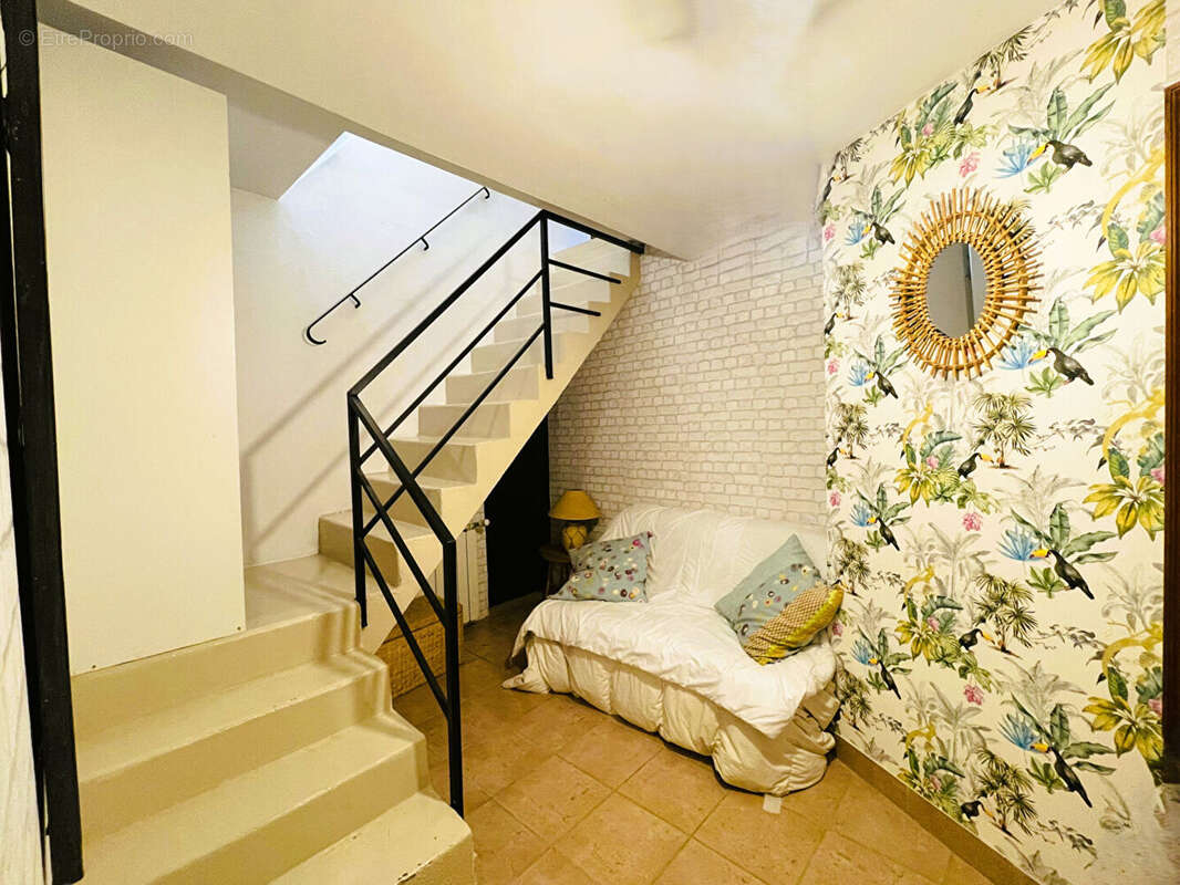 Maison à MAUGUIO