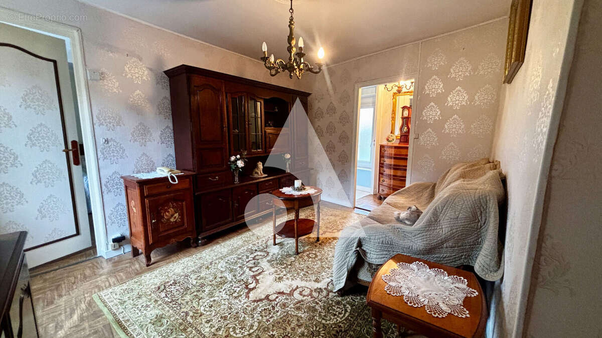 Maison à LA FERTE-MILON