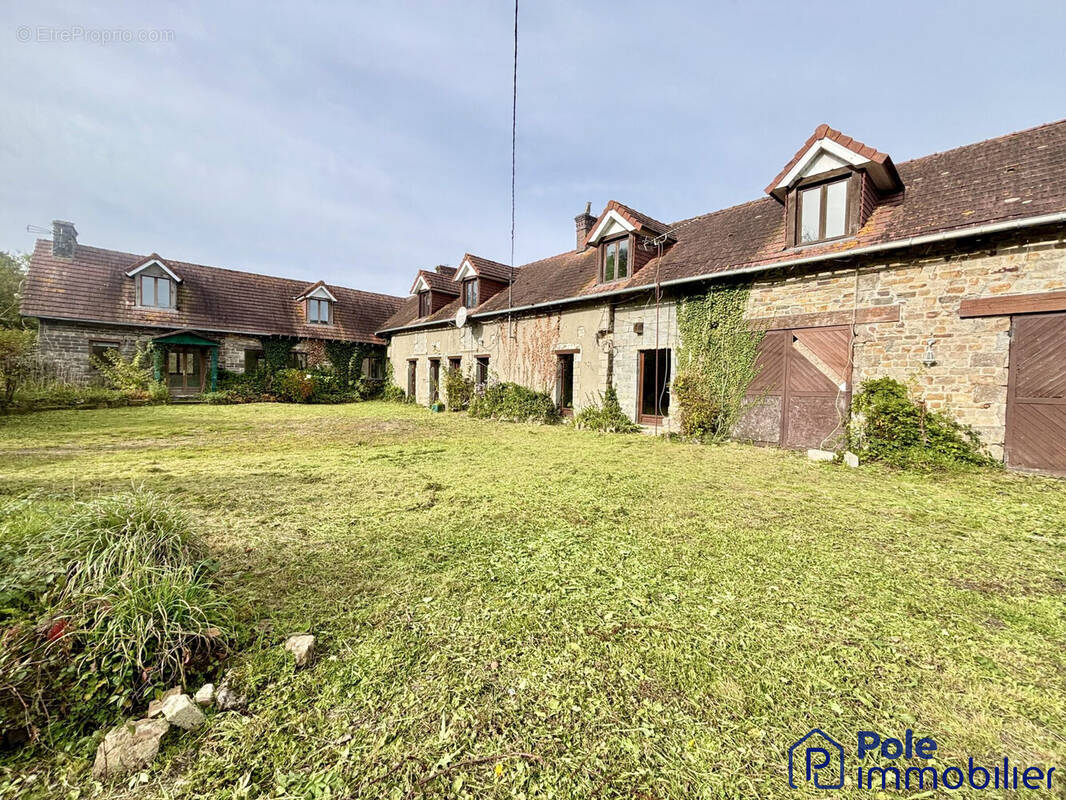 Maison à LE BENY-BOCAGE