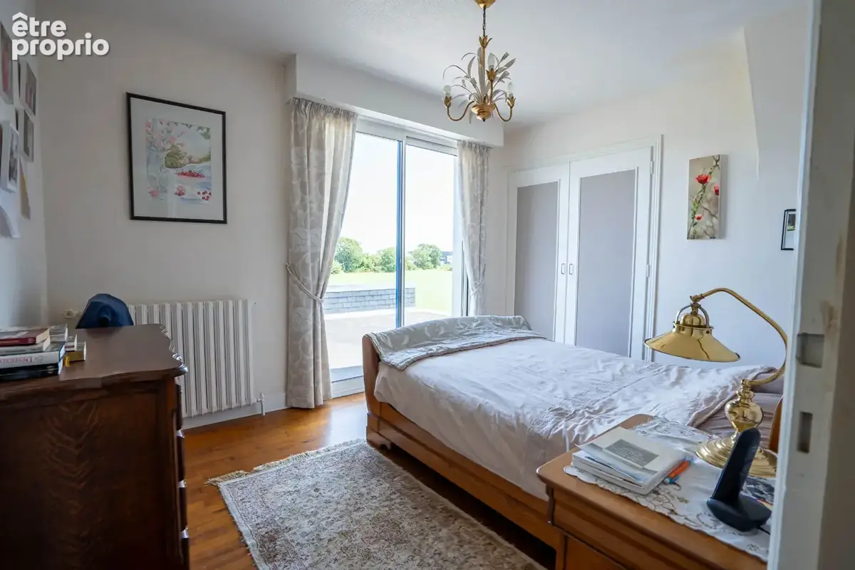 SARZEAU - GOLF DU MORBIHAN - Belle Maison traditionnelle T5 de 115 m² avec grand jardin arboré et clos de plus de 2700 m² - photo 13