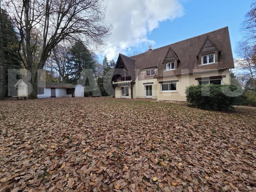 20251117_144849 - Maison à LA BAZOGE