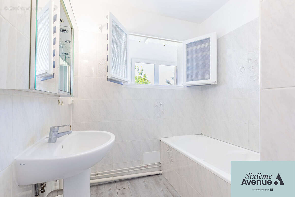 Appartement à CHILLY-MAZARIN