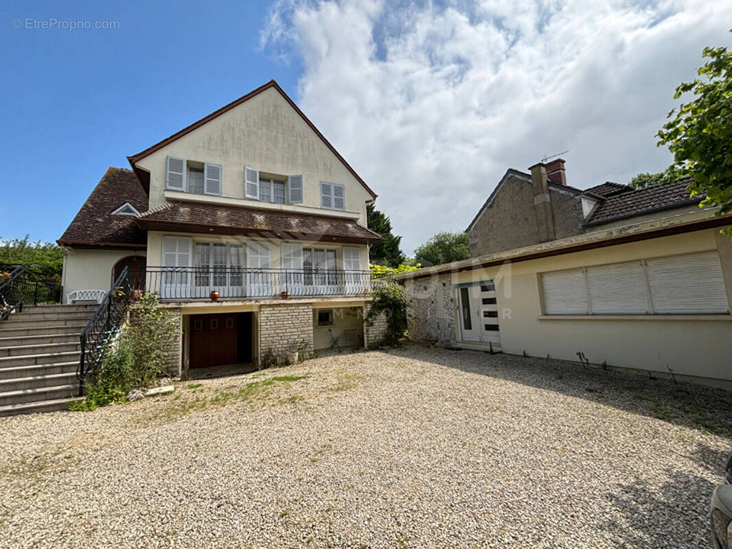 Maison à TONNERRE