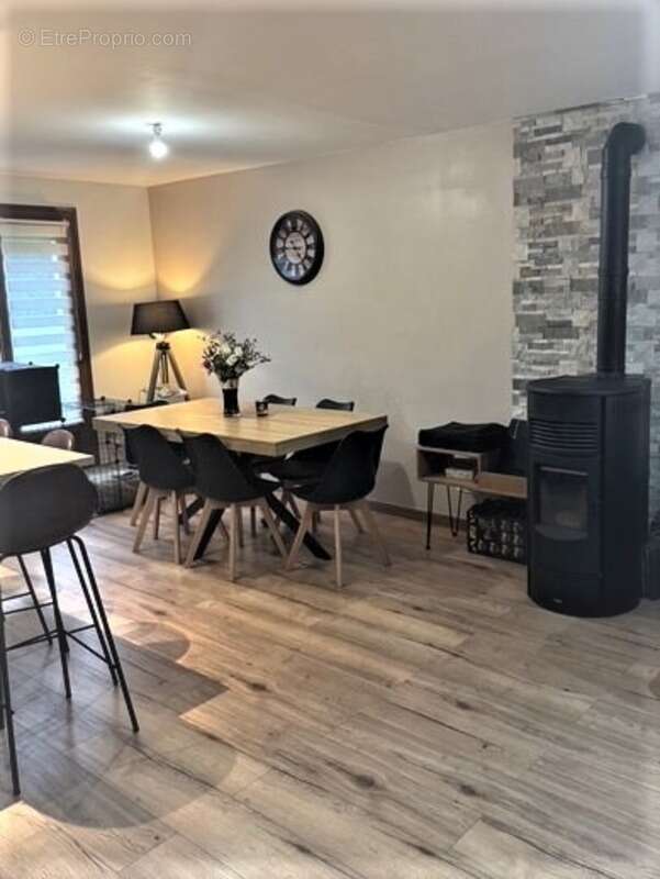 Maison à MONT-SAINT-AIGNAN