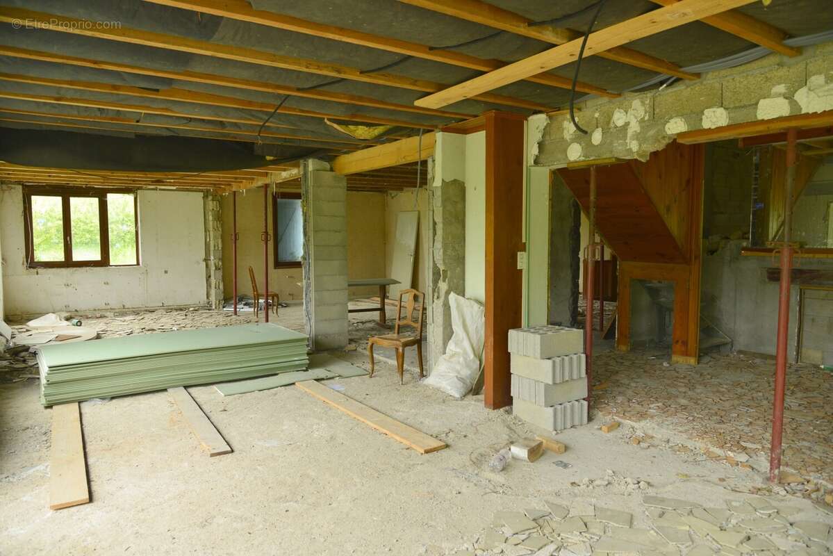 Salle de restaurant - Commerce à TOURNUS