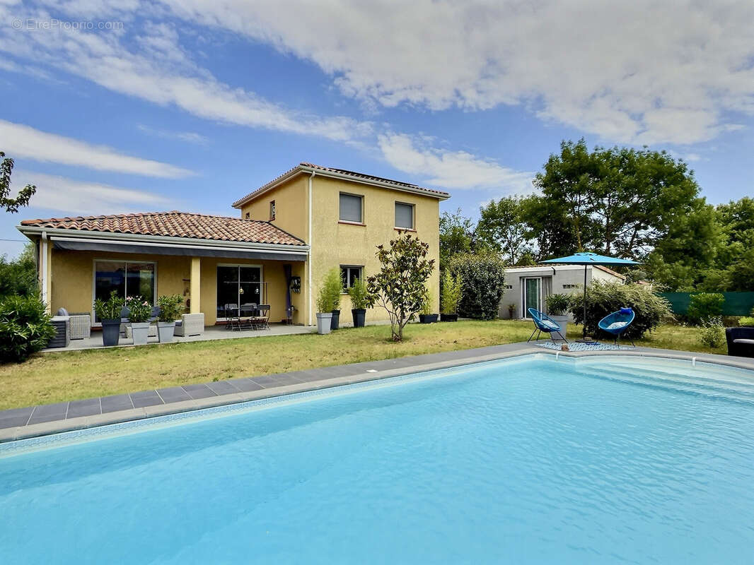 VERFEIL - Villa T5 avec piscine sur une magnifique parcelle de 1 826 m2 - photo 21