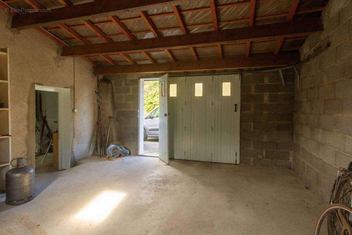 Maison à SAINT-JULIEN-EN-SAINT-ALBAN