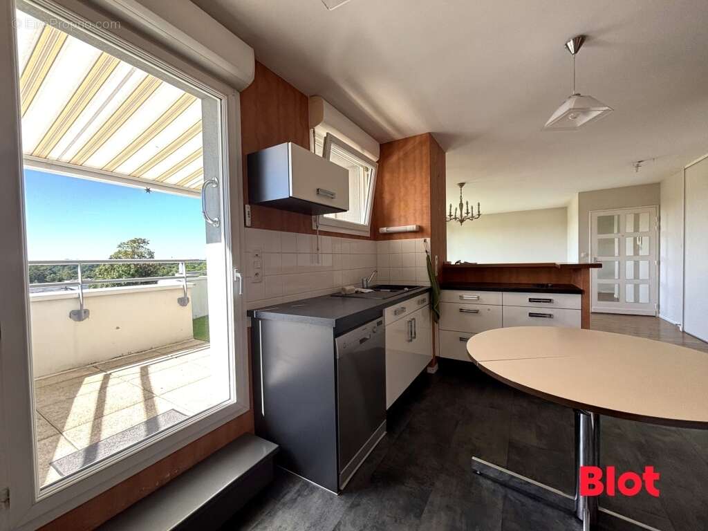 Appartement à CHATEAUBOURG