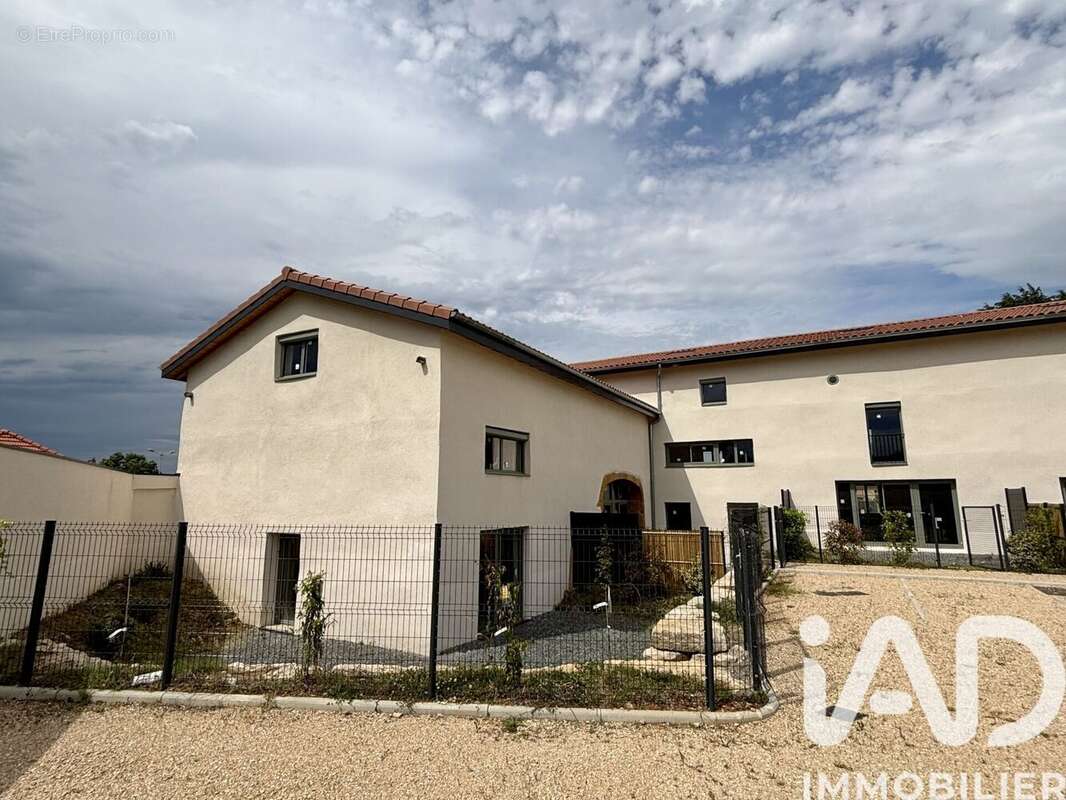 Photo 3 - Appartement à LENTILLY