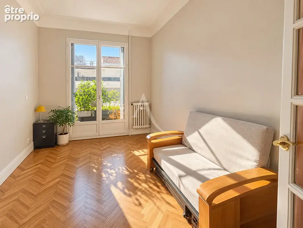 Carre d'or - 13008 - appartement 4pieces - chambre de service - cave - photo 11