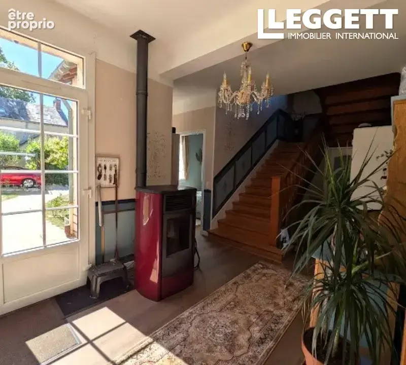Maison familiale avec 3 chambres, atelier, dépendances et accès à la rivière situé dans hameau tranquille - photo 2