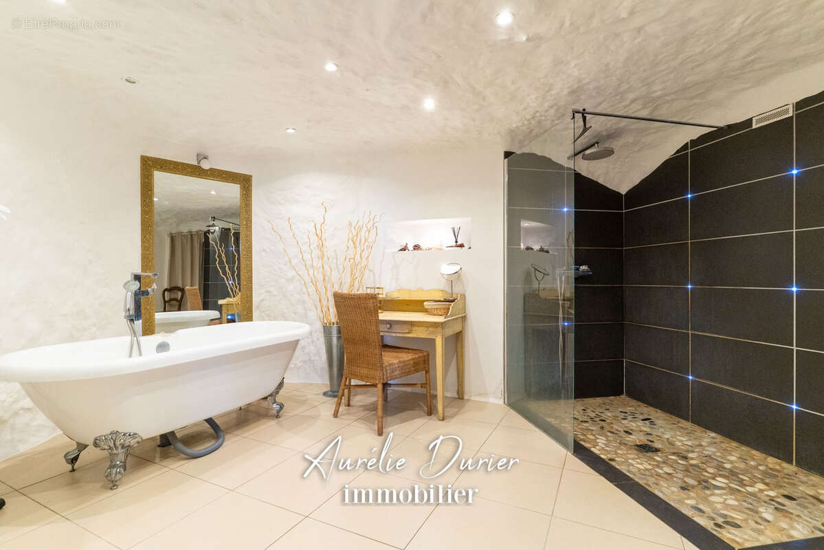 Maison à ROCHECORBON