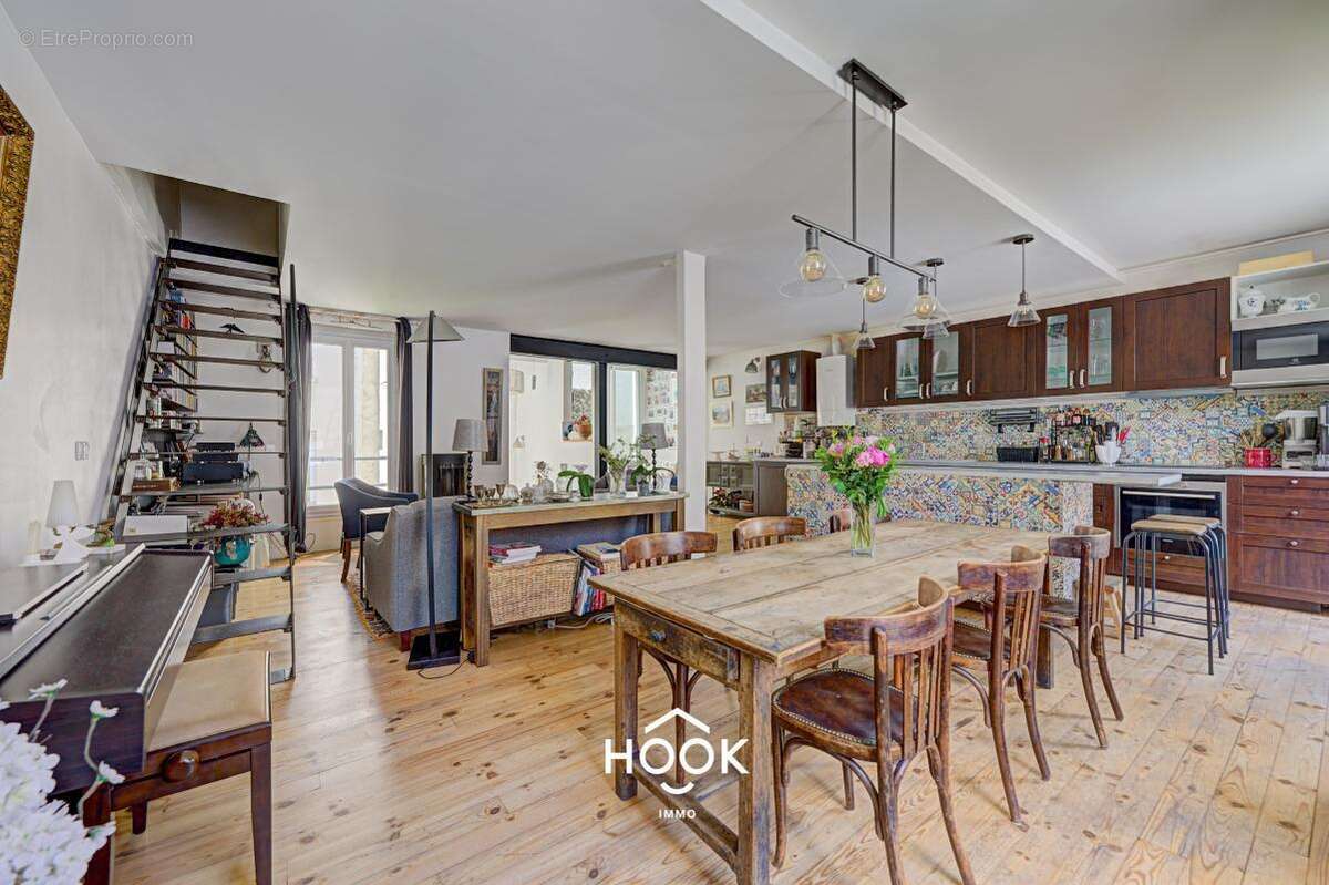 Maison à PARIS-11E