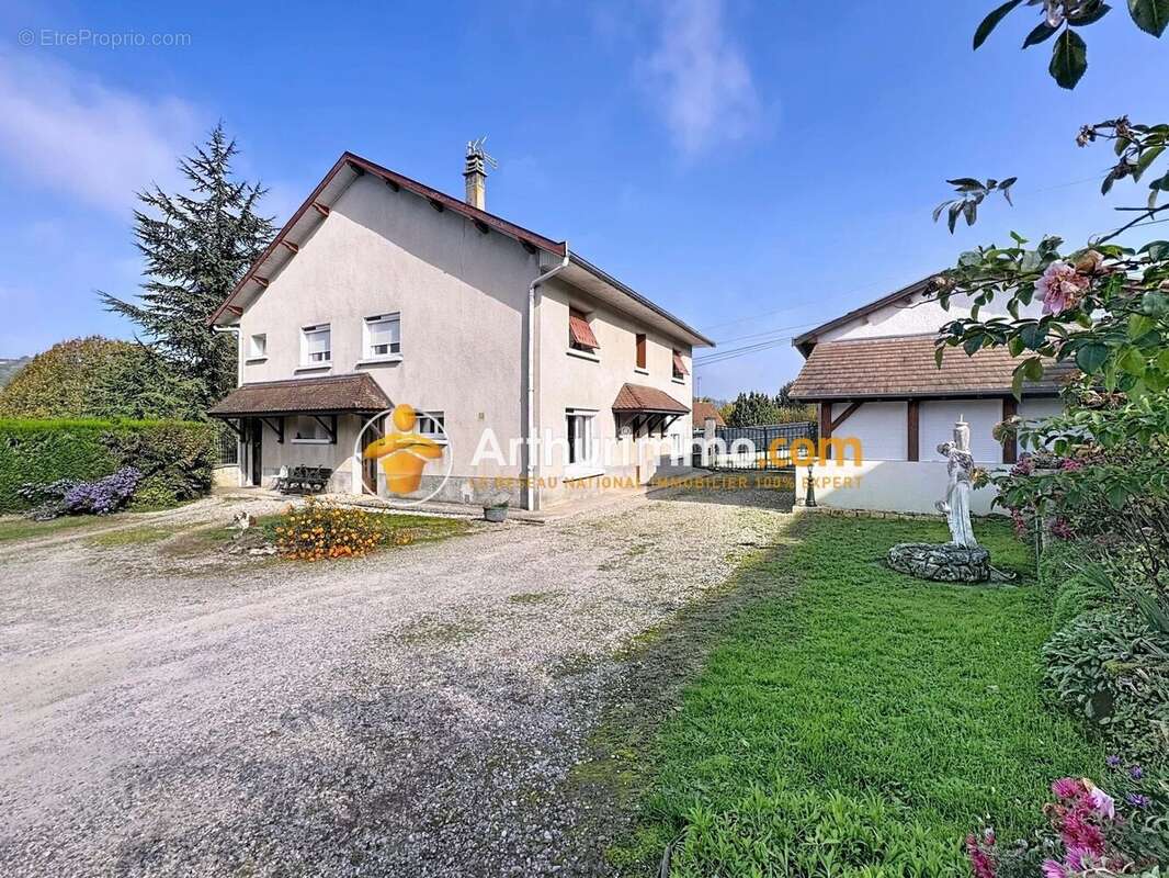 Maison à SAINT-SAVIN