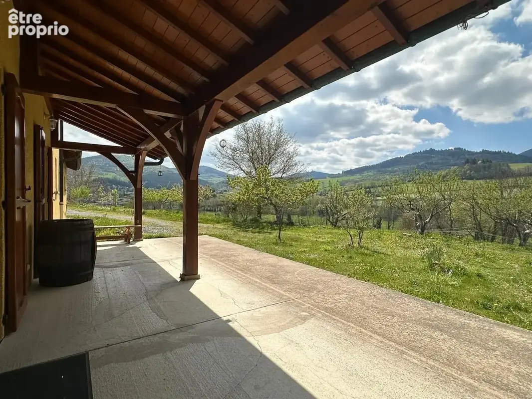Maison 6 pièces 120 m² à vendre à Les Ardillats (69430) - photo 4
