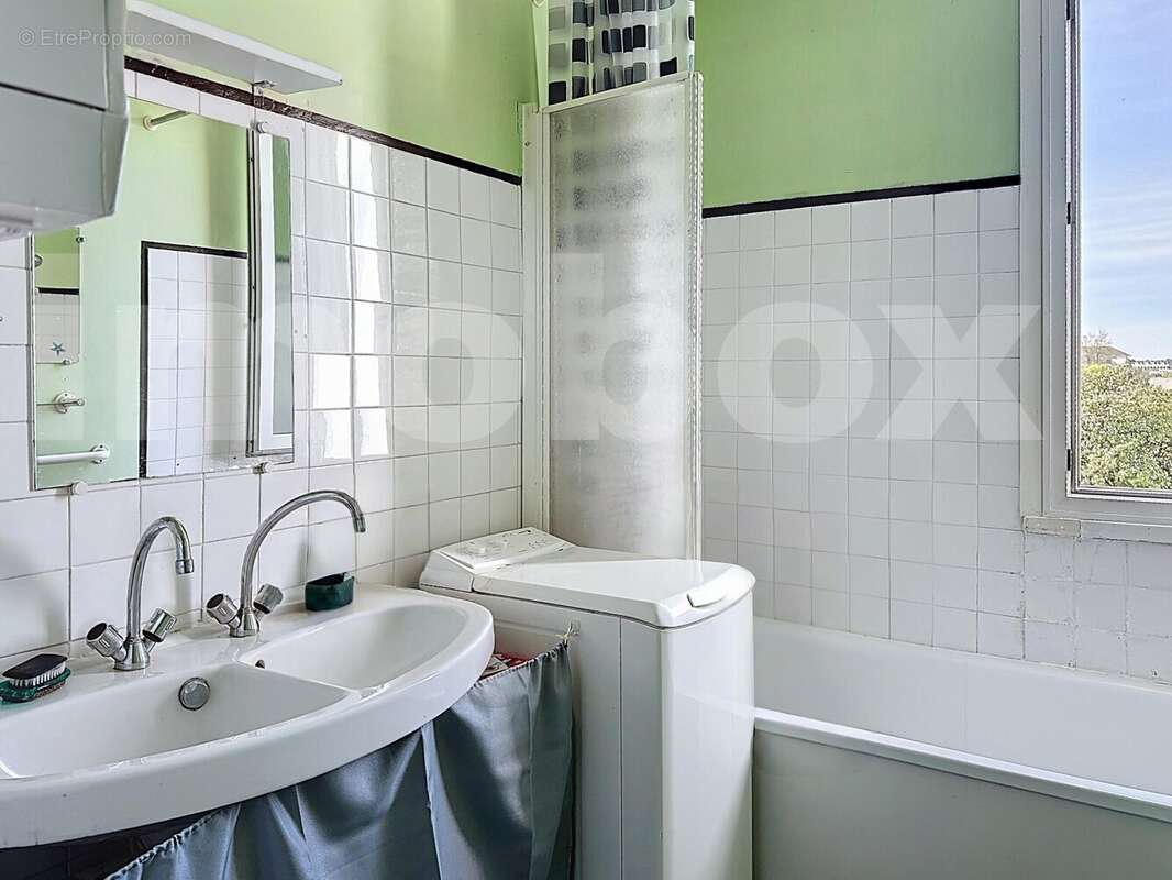 mr-et-mme-belbeoch_00004 - Appartement à SAINT-GEREON