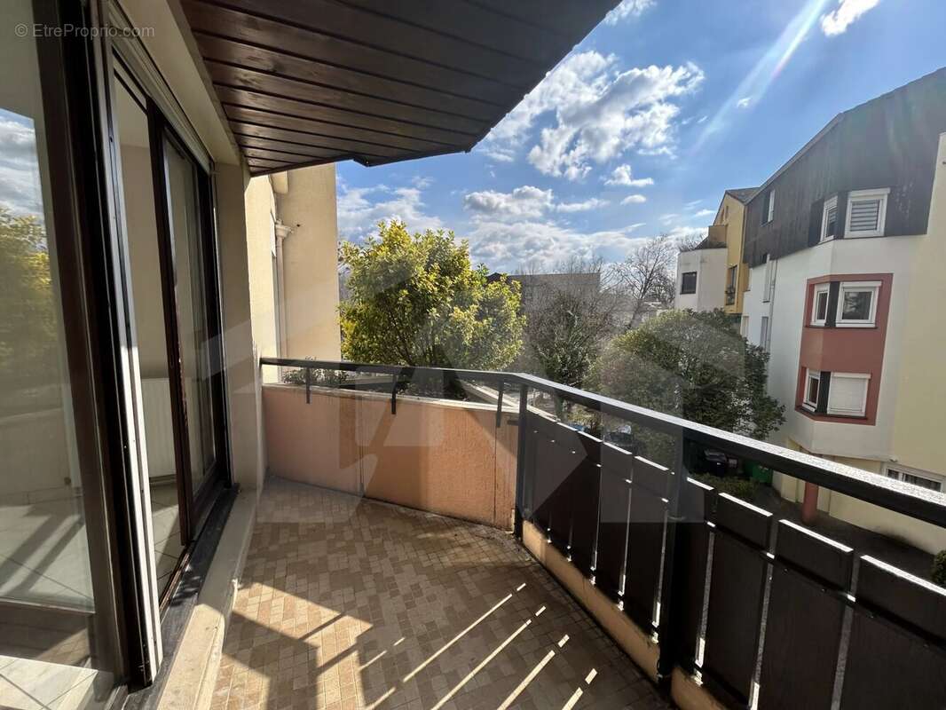 Appartement à MEYLAN