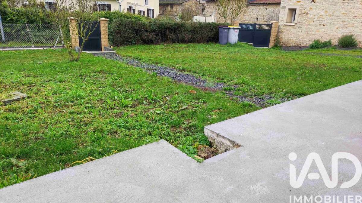 Photo 3 - Maison à ANGLIERS